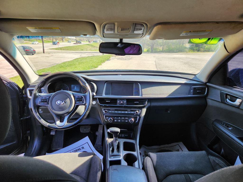 2016 Kia Optima LX - Photo 6
