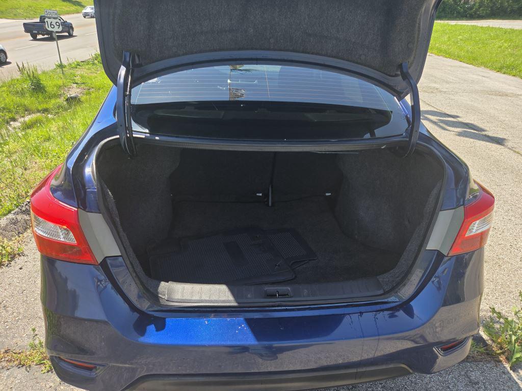 2019 Nissan Sentra SR - Photo 7